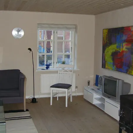 Frodesgade 159 * Esbjerg